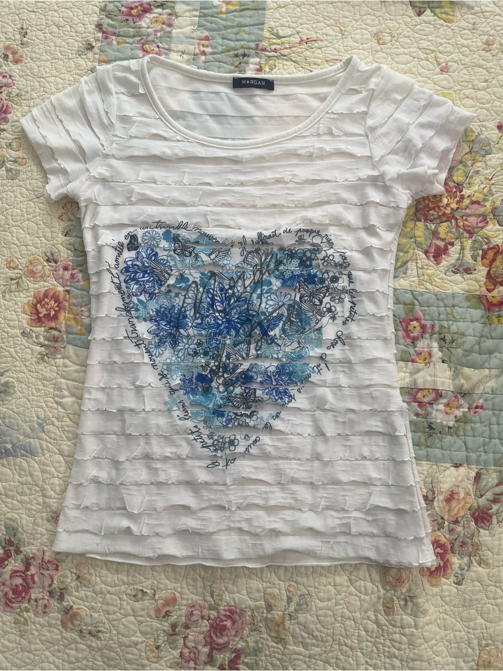 Morgan de Toi White Short-Sleeve Tee with Blue Floral Heart
